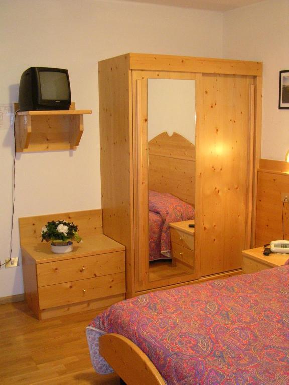 Hotel Miramonti Bedollo Quarto foto